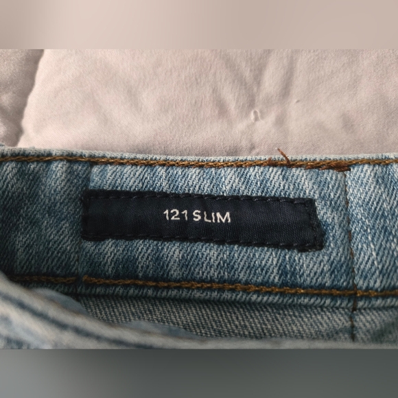 Lucky Brand Men's Denim Jeans in Light Blue - Picture 2 of 4